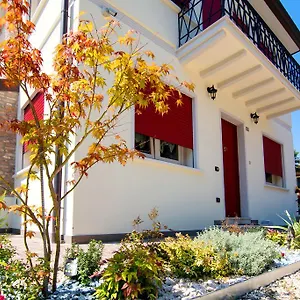 https://bb-la-porta-rossa.hotelinveneto.com